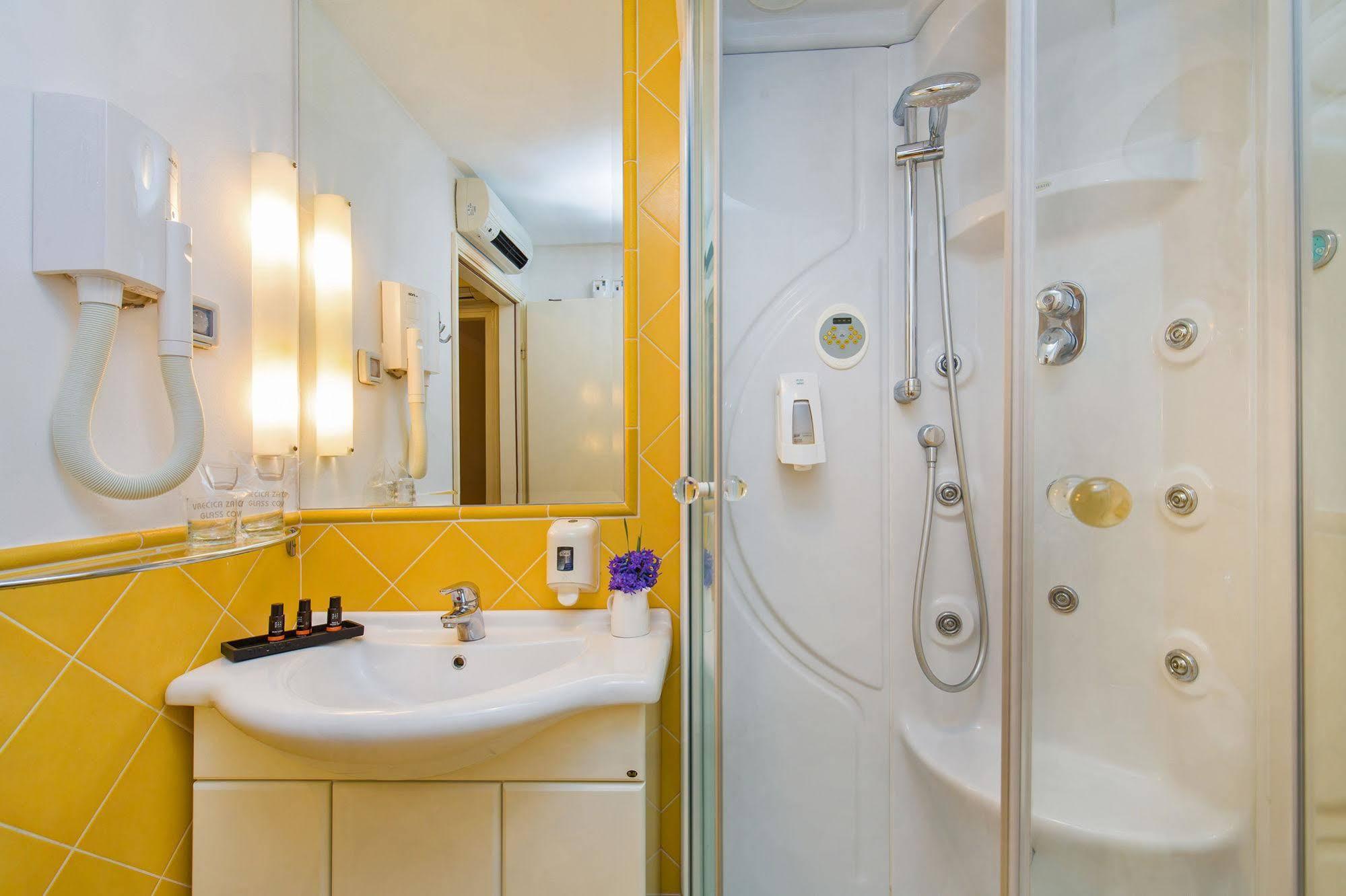 Boutique Hotel Valdibora Rovinj Extérieur photo